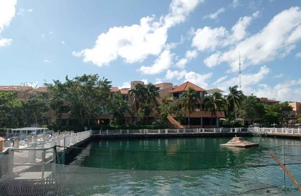 Condo for rent on sea coast in Puerto Aventuras